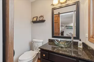 15601 Bramblewood Rd, Oak Forest, IL 60452 - Photo 17
