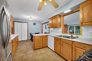 16246 S McGrath Dr, Plainfield, IL 60586 - Photo 11