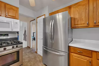 16246 S McGrath Drive, Plainfield, IL 60586 - Photo 9