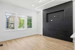 4162 S Wells St, Chicago, IL 60609 - Photo 5