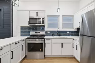 4162 S Wells St, Chicago, IL 60609 - Photo 7
