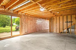 13728 Yale Bridge Rd, Durand, IL 61024 - Photo 7