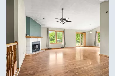 13728 Yale Bridge Road, Durand, IL 61024 - Photo 5