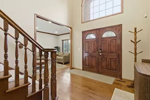 2501 Muirfield Ct, Saint Charles, IL 60174 - Photo 7