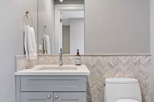 1306 W Byron St, Chicago, IL 60613 - Photo 29