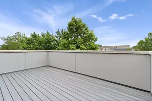 1306 W Byron St, Chicago, IL 60613 - Photo 41