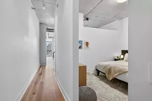720 N Larrabee St, Chicago, IL 60654 - Photo 3