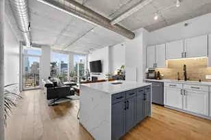 720 N Larrabee St, Chicago, IL 60654 - Photo 9