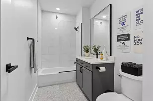720 N Larrabee St, Chicago, IL 60654 - Photo 5