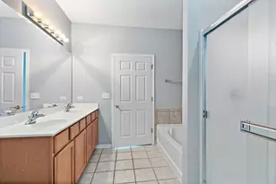 1481 Waterside Dr, Dekalb, IL 60115 - Photo 15
