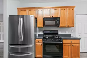 1481 Waterside Dr, Dekalb, IL 60115 - Photo 11