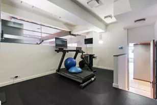 175 E Delaware Pl, Chicago, IL 60611 - Photo 35