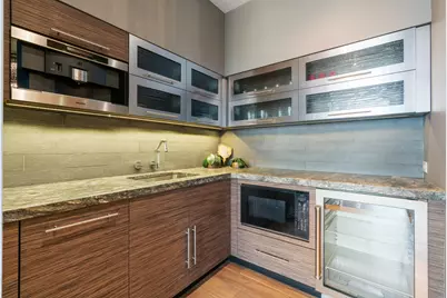 175 E Delaware Place #9210, Chicago, IL 60611 - Photo 43
