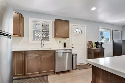 9401 S 80th Court, Hickory Hills, IL 60457 - Photo 9