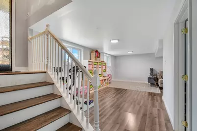 9401 S 80th Court, Hickory Hills, IL 60457 - Photo 15