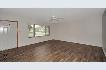 520 Evergreen Lane, Bradley, IL 60915 - Photo 11