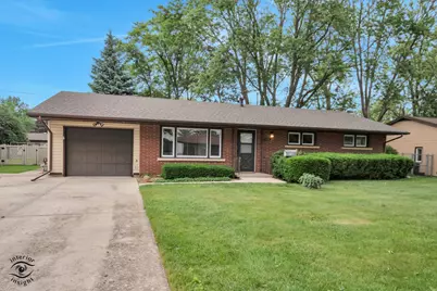 520 Evergreen Lane, Bradley, IL 60915 - Photo 1