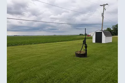 606 E Fine Street, Ashkum, IL 60911 - Photo 29