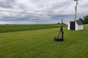 606 E Fine St, Ashkum, IL 60911 - Photo 29
