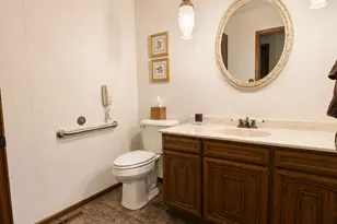 606 E Fine St, Ashkum, IL 60911 - Photo 13