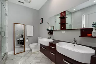 3559 W Montrose Ave, Chicago, IL 60618 - Photo 11