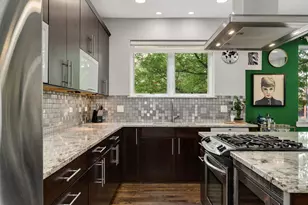 3559 W Montrose Ave, Chicago, IL 60618 - Photo 7