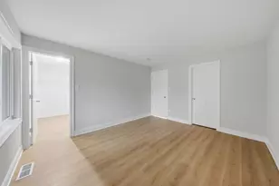 19409 Oakwood Ave, Country Club Hills, IL 60478 - Photo 19