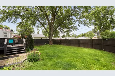 2418 Washington Street, Davenport, IA 52804 - Photo 23