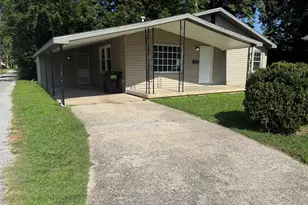 409 S Webster St, Harrisburg, IL 62946 - Photo 5