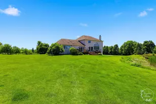 8240 W Yorkshire Ln, Monee, IL 60449 - Photo 3