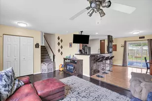 3434 Monarch Dr, Decatur, IL 62526 - Photo 7