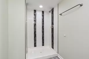 9400 S Charles St, Chicago, IL 60643 - Photo 23