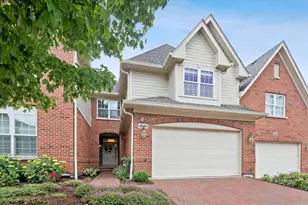 1047 Hickory Dr, Western Springs, IL 60558 - Photo 1