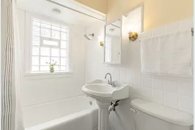 8144 Keystone Avenue, Skokie, IL 60076 - Photo 9