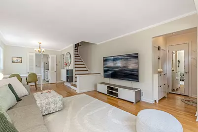 8144 Keystone Avenue, Skokie, IL 60076 - Photo 3