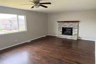 5244 Bentgrass Ave, Richton Park, IL 60471 - Photo 5