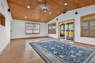513 Pembroke Rd SW, Poplar Grove, IL 61065 - Photo 9