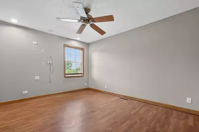 513 Pembroke Road SW, Poplar Grove, IL 61065 - Photo 11