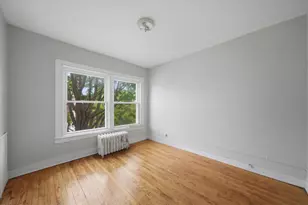 7537 S Phillips Ave, Chicago, IL 60649 - Photo 25