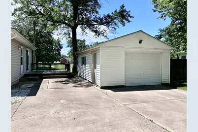 4 Geneske Court, Streator, IL 61364 - Photo 11