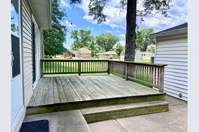 4 Geneske Court, Streator, IL 61364 - Photo 13