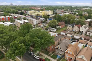 830 N Drake Ave, Chicago, IL 60651 - Photo 9