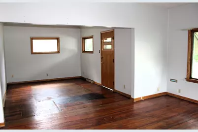 426 S Clinton Street, Clifton, IL 61727 - Photo 15