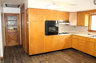 426 S Clinton St, Clifton, IL 61727 - Photo 11