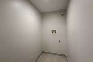 911 Forrest St, Danville, IL 61832 - Photo 23