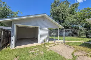 911 Forrest St, Danville, IL 61832 - Photo 41