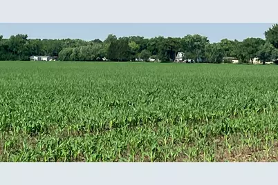000 Center Road, Rochelle, IL 61068 - Photo 11