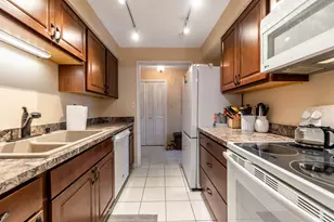 4123 W 98th St, Oak Lawn, IL 60453 - Photo 7