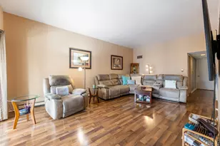 4123 W 98th St, Oak Lawn, IL 60453 - Photo 3