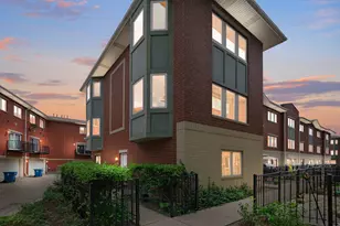 2403 W 32nd Pl, Chicago, IL 60608 - Photo 1